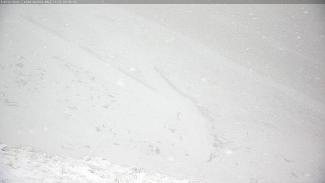 Treble Cone 1 · jue, 17:00
